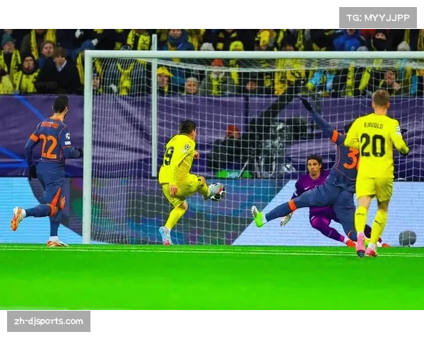 另一场半决赛:多特蒙德1-1曼城,凭借客场进球优势惊险晋级